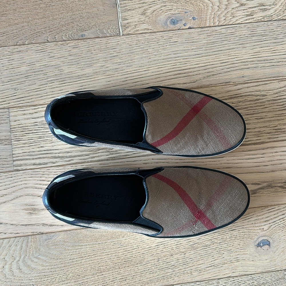 Burberry Brit slip-on - Picture 2 of 7